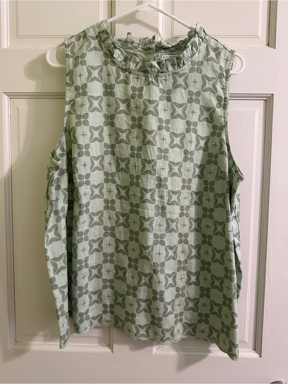 Crown & Ivy Sleeveless Ruffle Neck Top